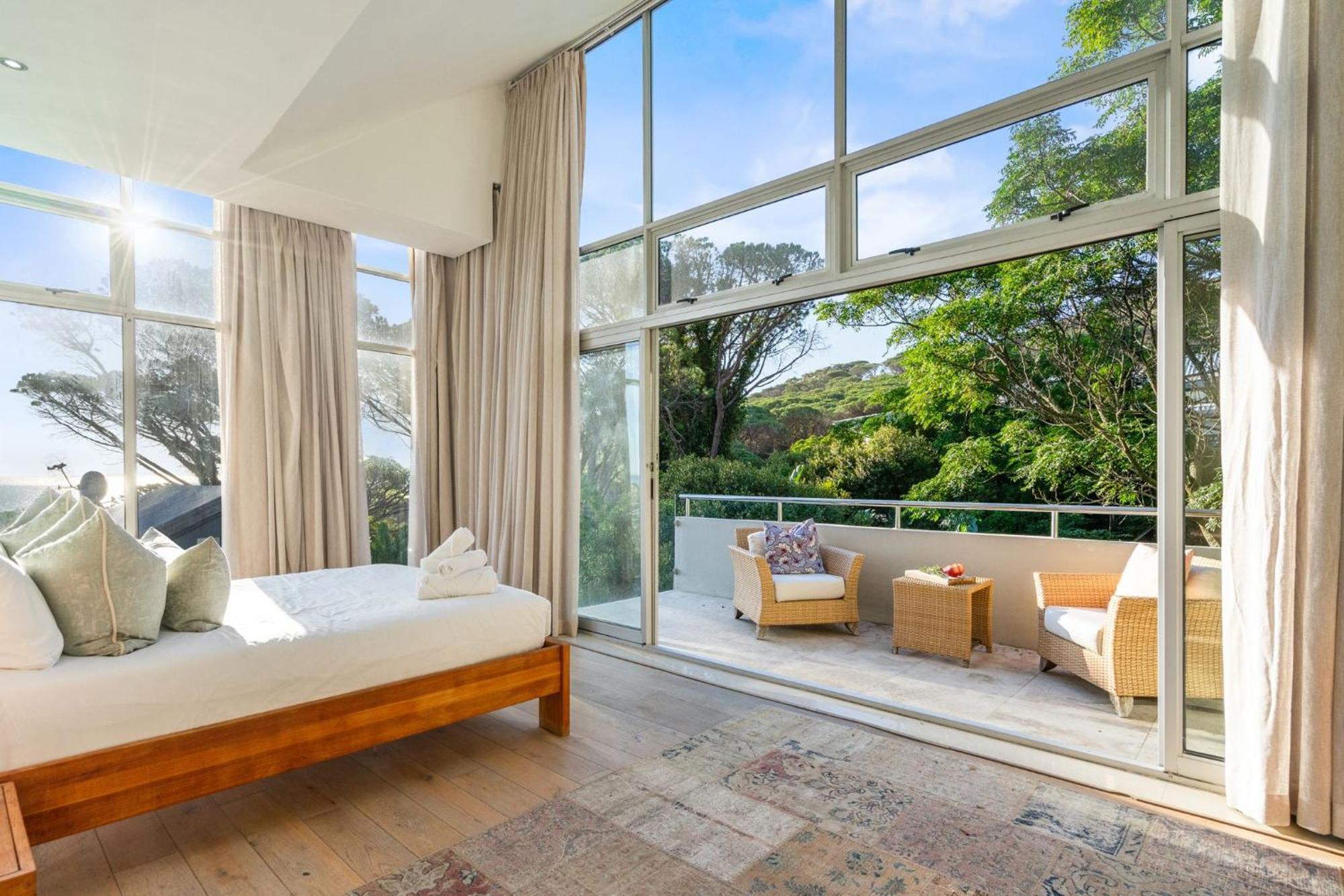 Serene Living On The Grange Holiday home Cape Town