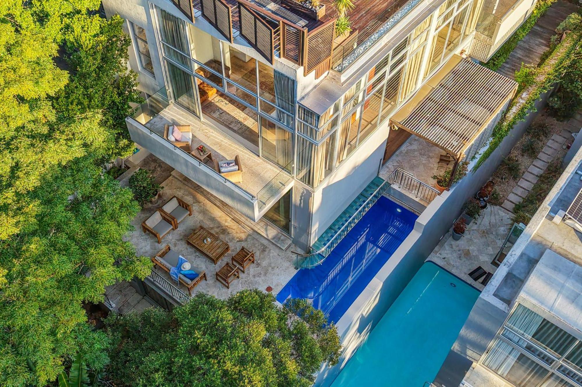 Serene Living On The Grange *